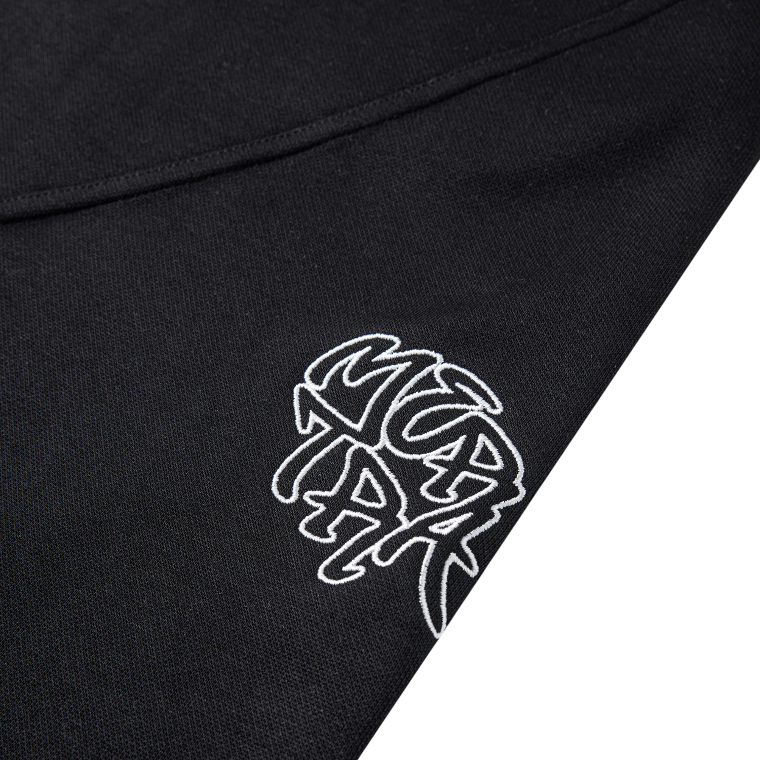 Mertra Tracky Shorts Black